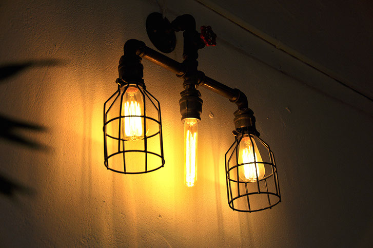 Company Logo Toto's Pizza House franchise