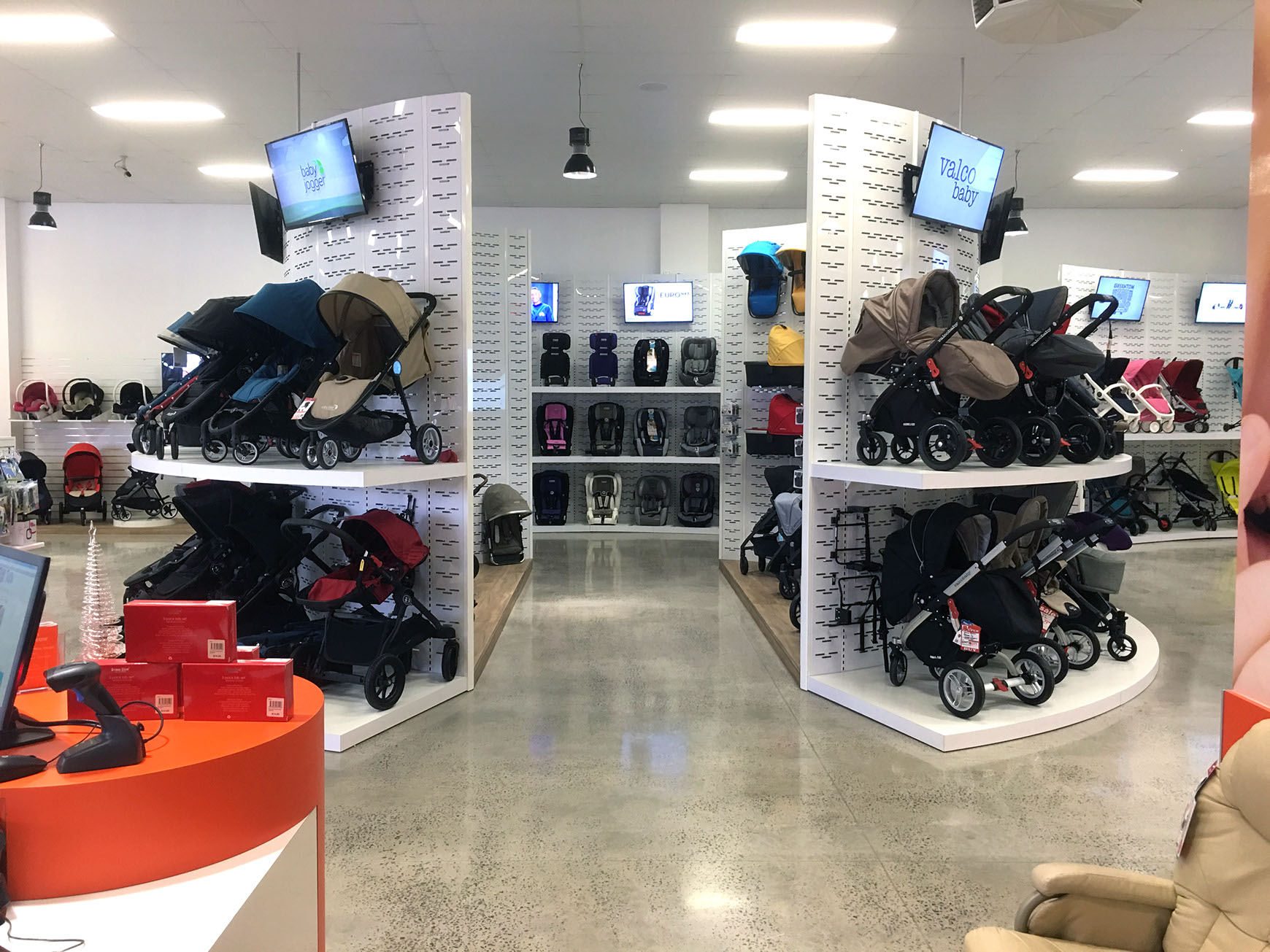 Logo design Boost Juice Bars