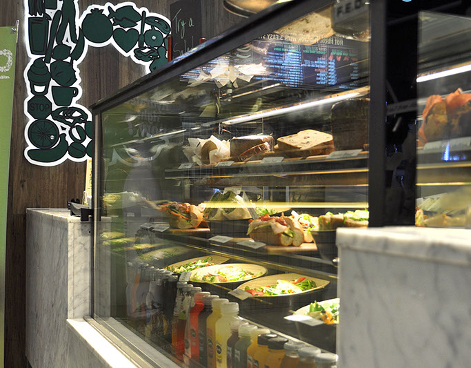 logo design Basic Bites on white