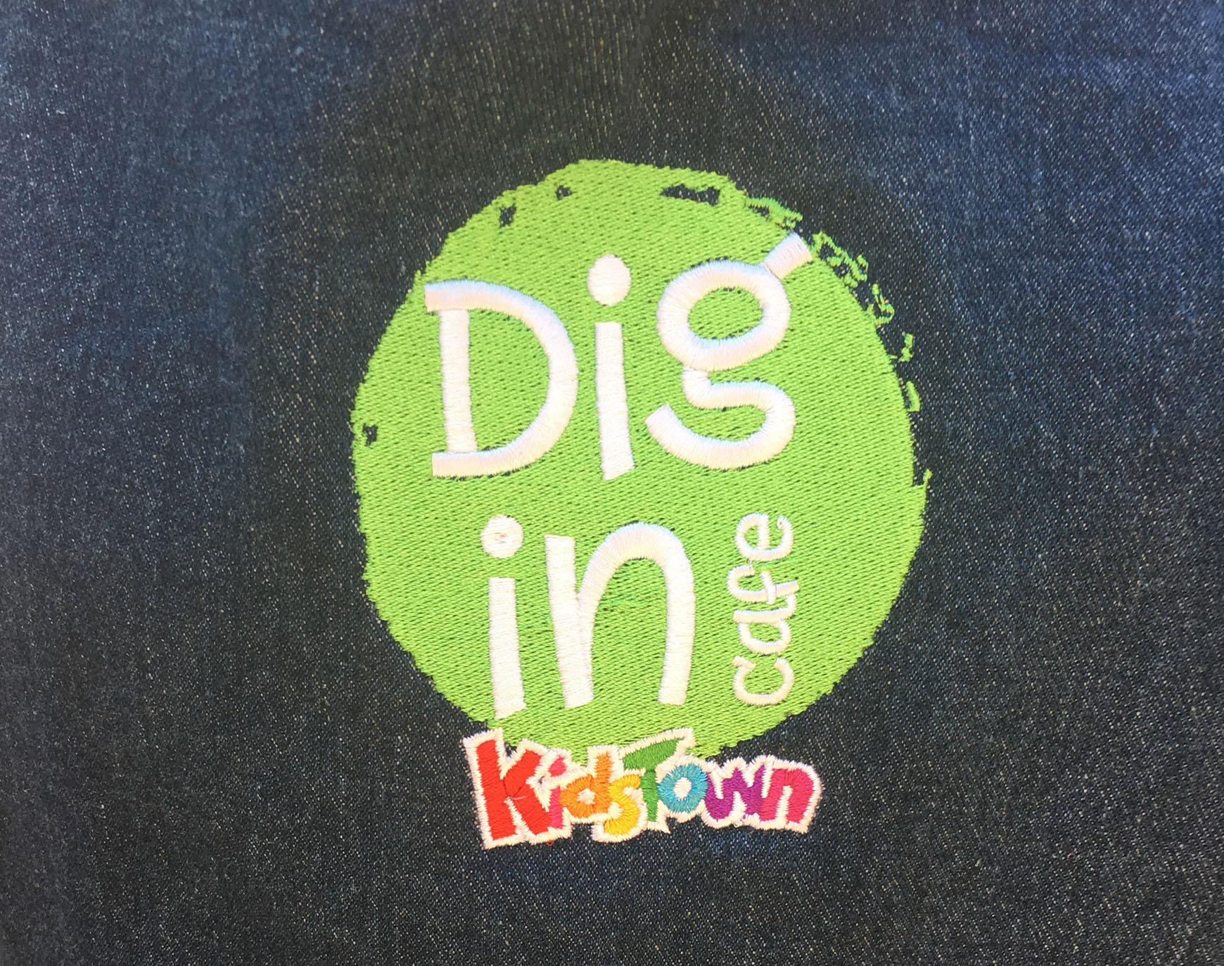 Kidstown Dig in cafe design