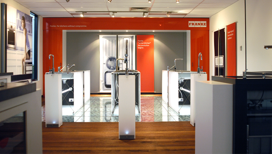 Logo design Boost Juice Bars