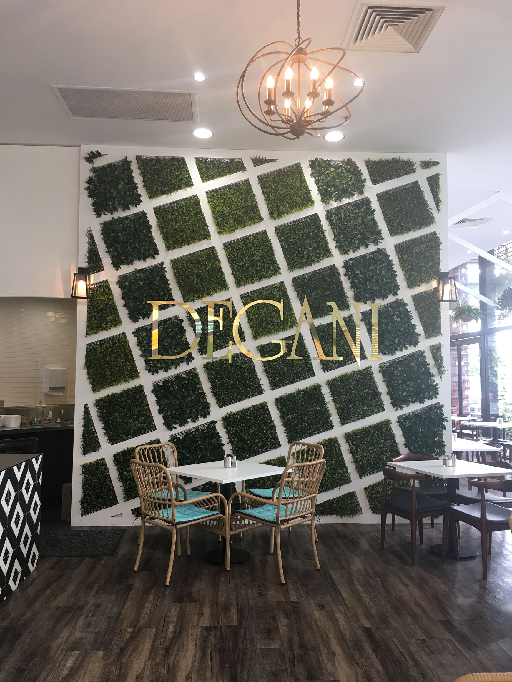 Logo design Boost Juice Bars