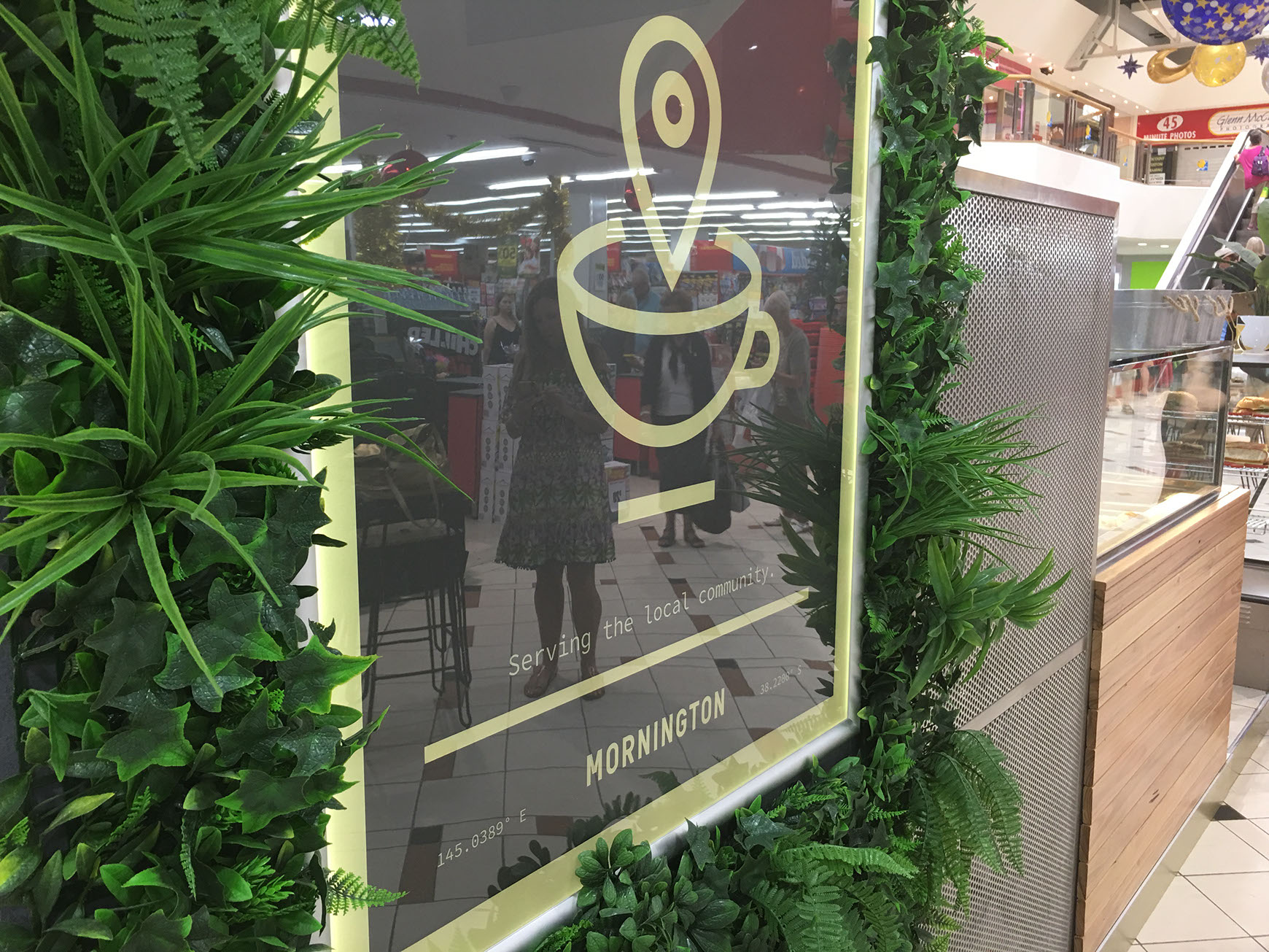 Logo design Boost Juice Bars