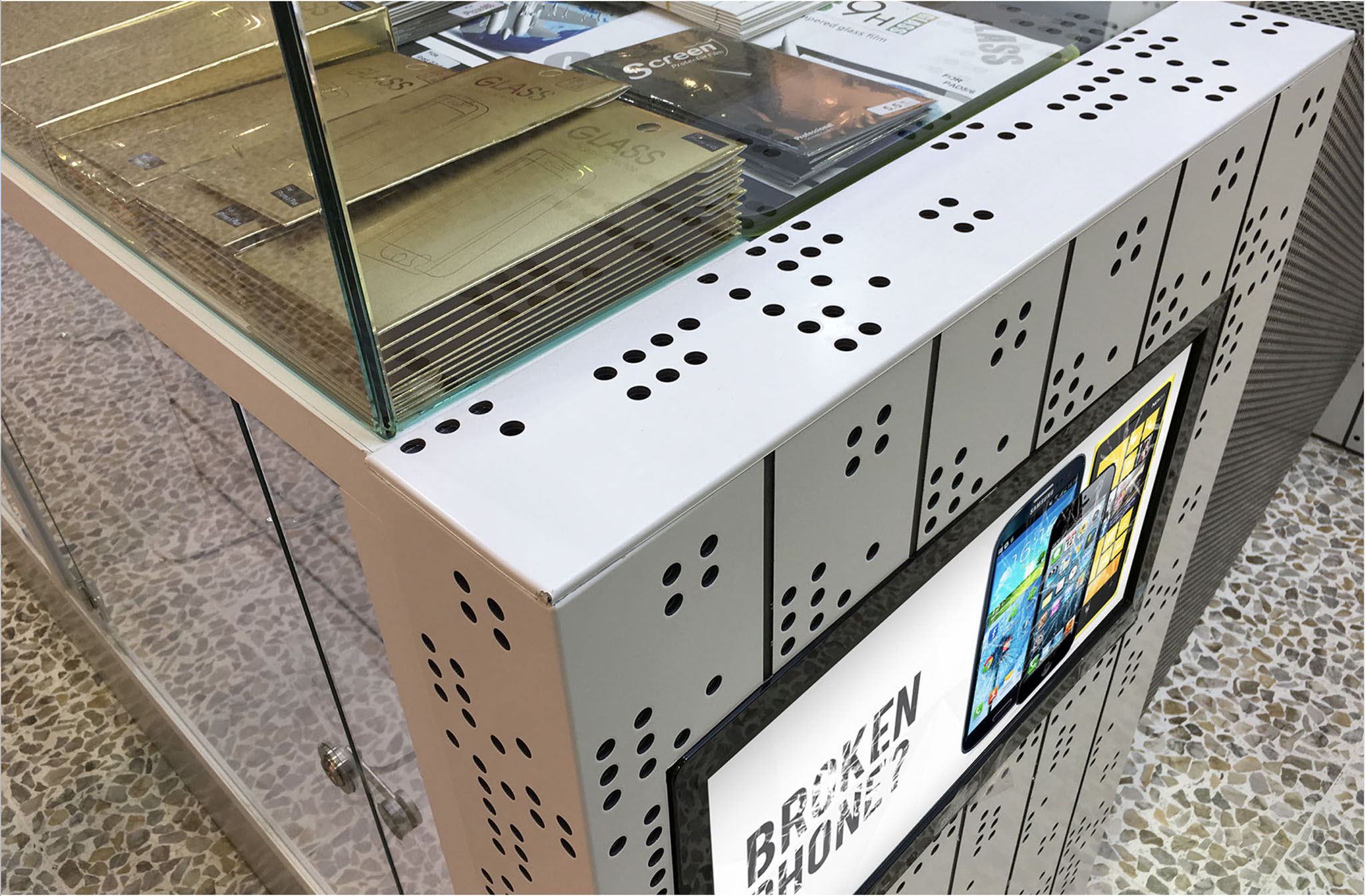 Logo design Boost Juice Bars