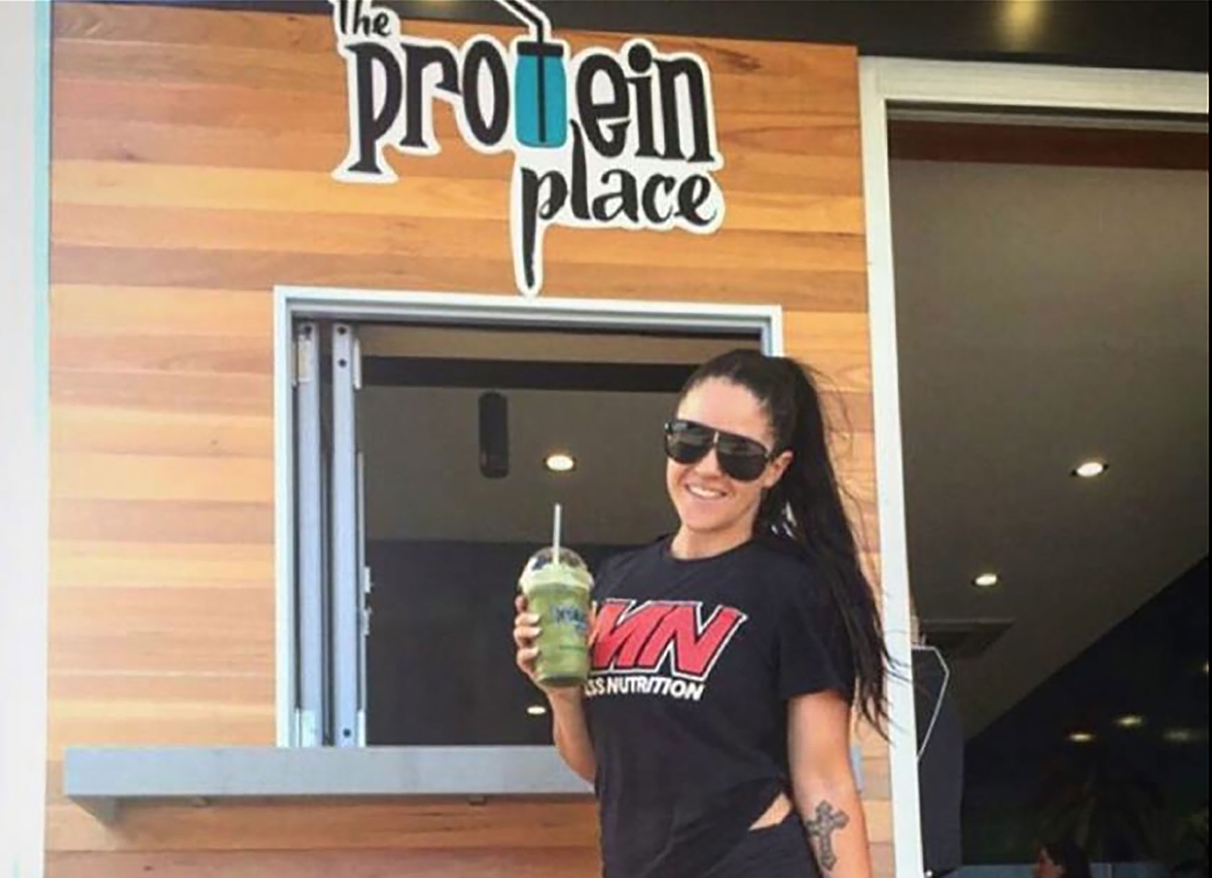 Logo design Boost Juice Bars