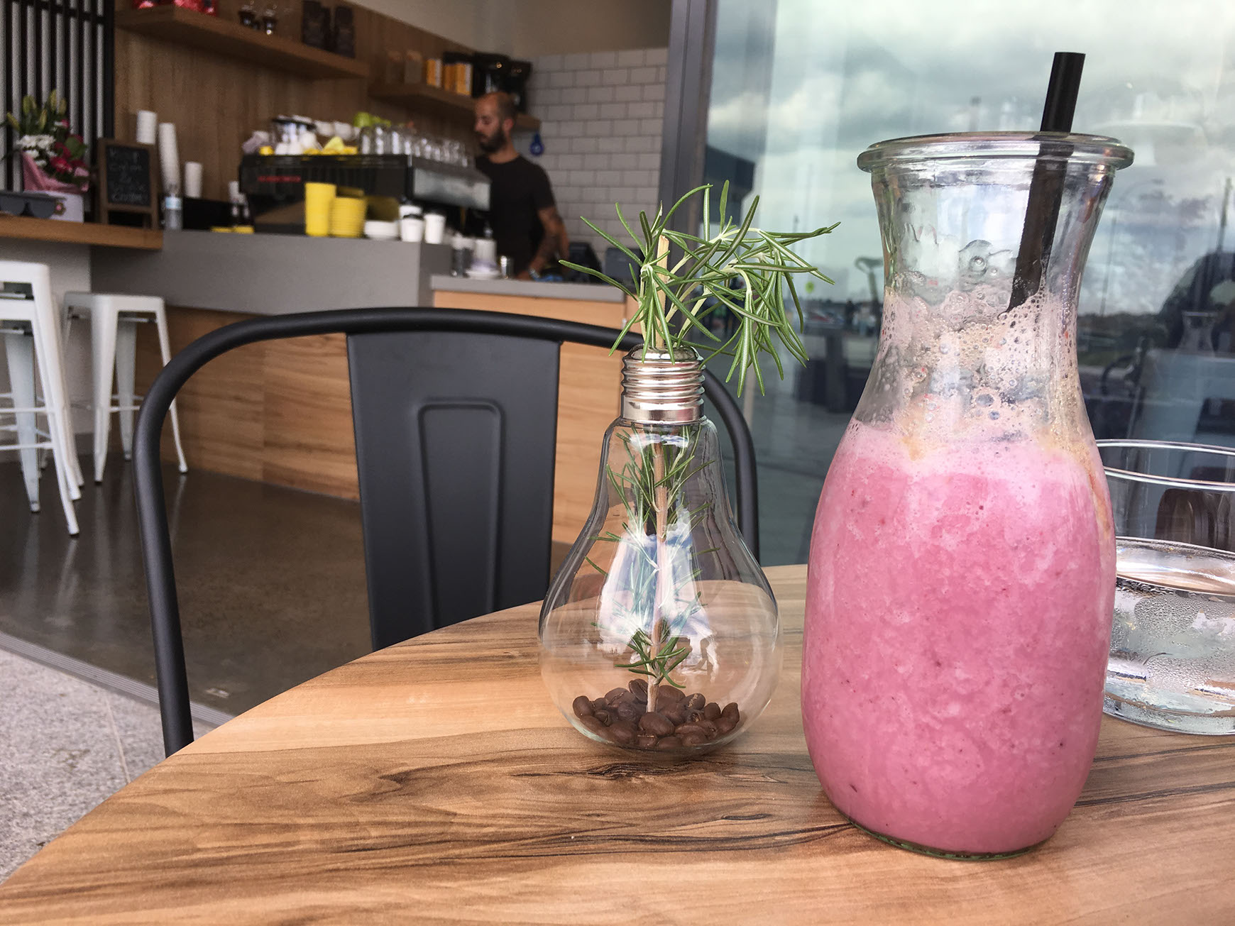 Logo design Boost Juice Bars